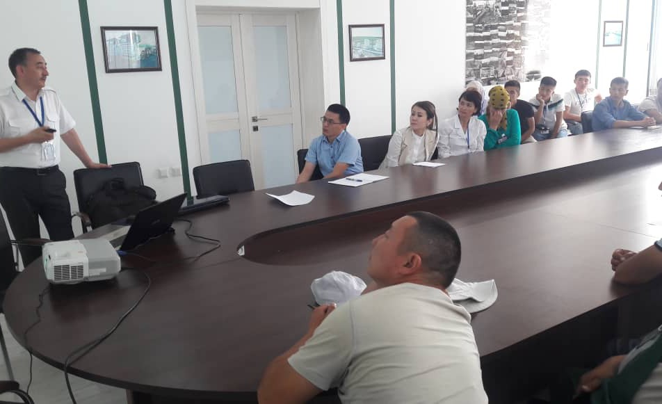 Рабочая поездка директора Кыргызского авиационного института в аэропорт г. Ош.