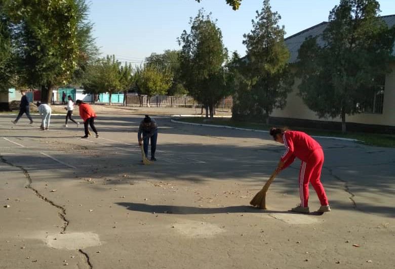 15 Сентября 2018г. личный состав студентов во главе с преподавателями ...