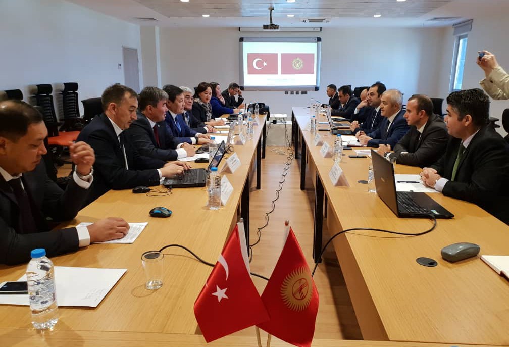 Директор КАИ Курманов У.Э., в составе делегации Министерства транспорт...