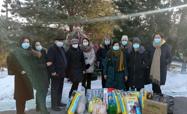 Оказали благотворительную помощь детям