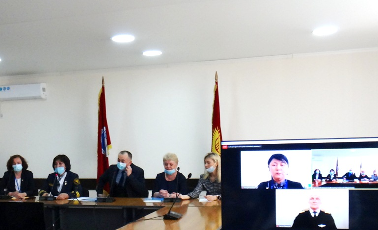 Школьникам рассказали об условиях поступления в Кыргызский авиационный институт