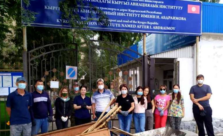 Институт провёл субботник в рамках подготовки к празднованию 30-летия Независимости Кыргызстана 