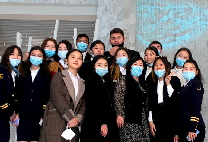 Студенты авиаинститута осмотрели новую экспозицию Исторического музея