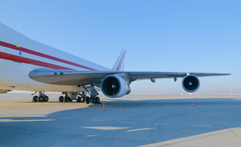 Авиакомпания «АэроСтан» объявила конкурс на вакансию авиатехников