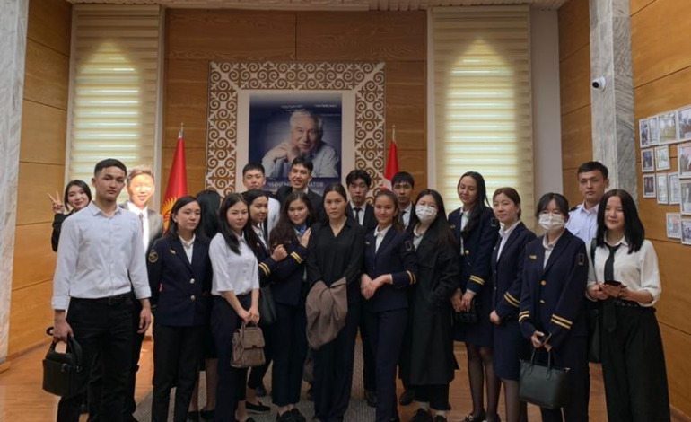 Студенты КАИ посетили национальный музей им. Г. Айтиева и Национальную библиотеку А. Осмонова.