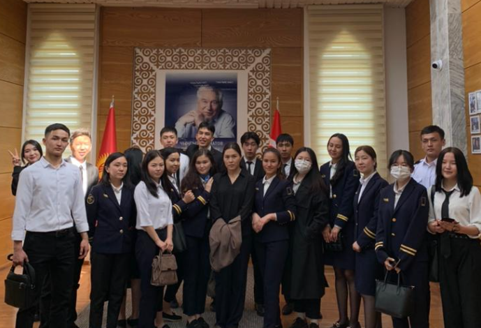 Студенты КАИ посетили национальный музей им. Г. Айтиева и Национальную...