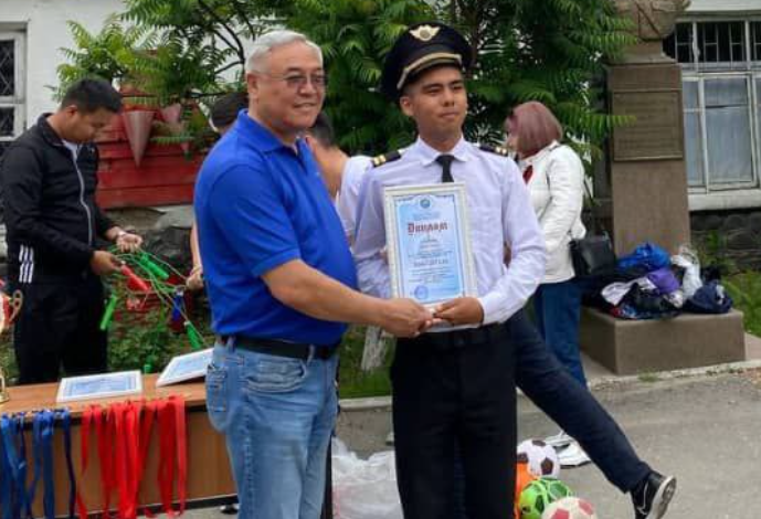 Студенты КАИ награждены дипломами