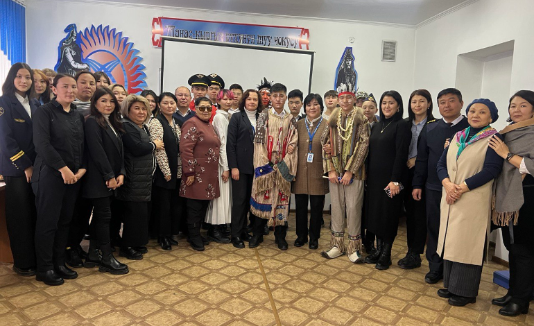 HAPPY THANKSGIVING DAY. Студенты авиационного института представили театрализованную сценку ко Дню благодарения 