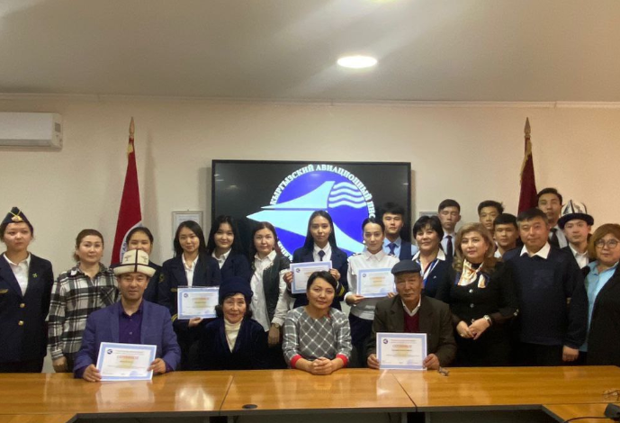 Состоялся семинар «Эпос Манас — уникальный памятник кыргызской культур...