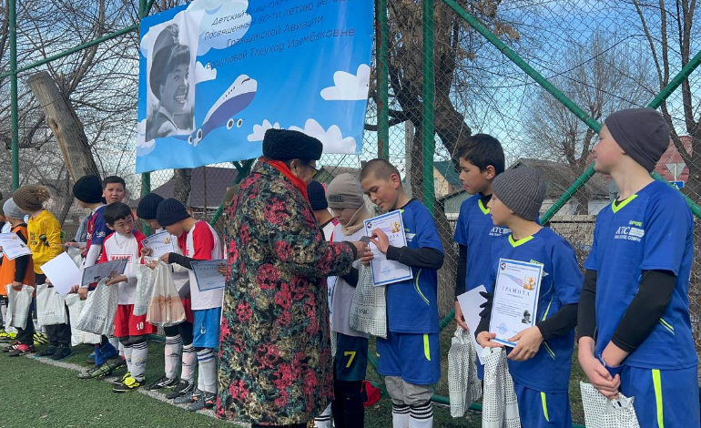 В институте состоялся футбольный блиц-турнир