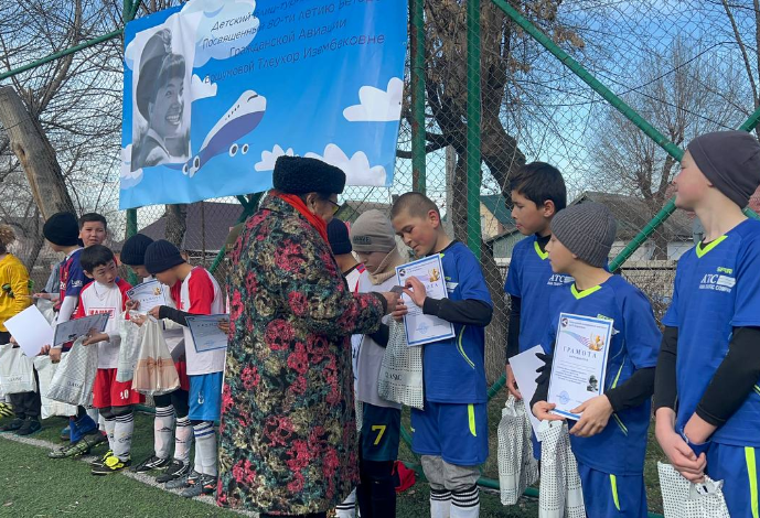 В институте состоялся футбольный блиц-турнир