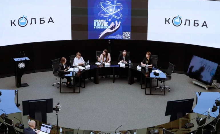 Женщины в науке. Преподаватель КАИ выступила почетным спикером на форуме женщин-ученых