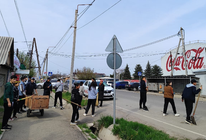 Очередной плановый субботник в институте