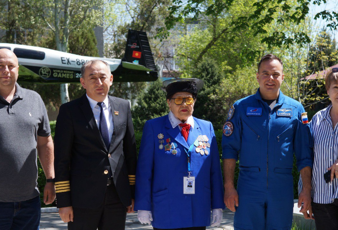 Космонавт Сергей Корсаков посетил Кыргызский авиационный институт им. ...